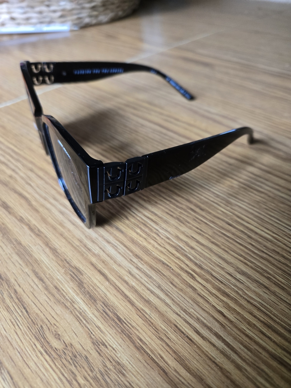 True Religion Sunglasses for Women - Picture 6 of 8